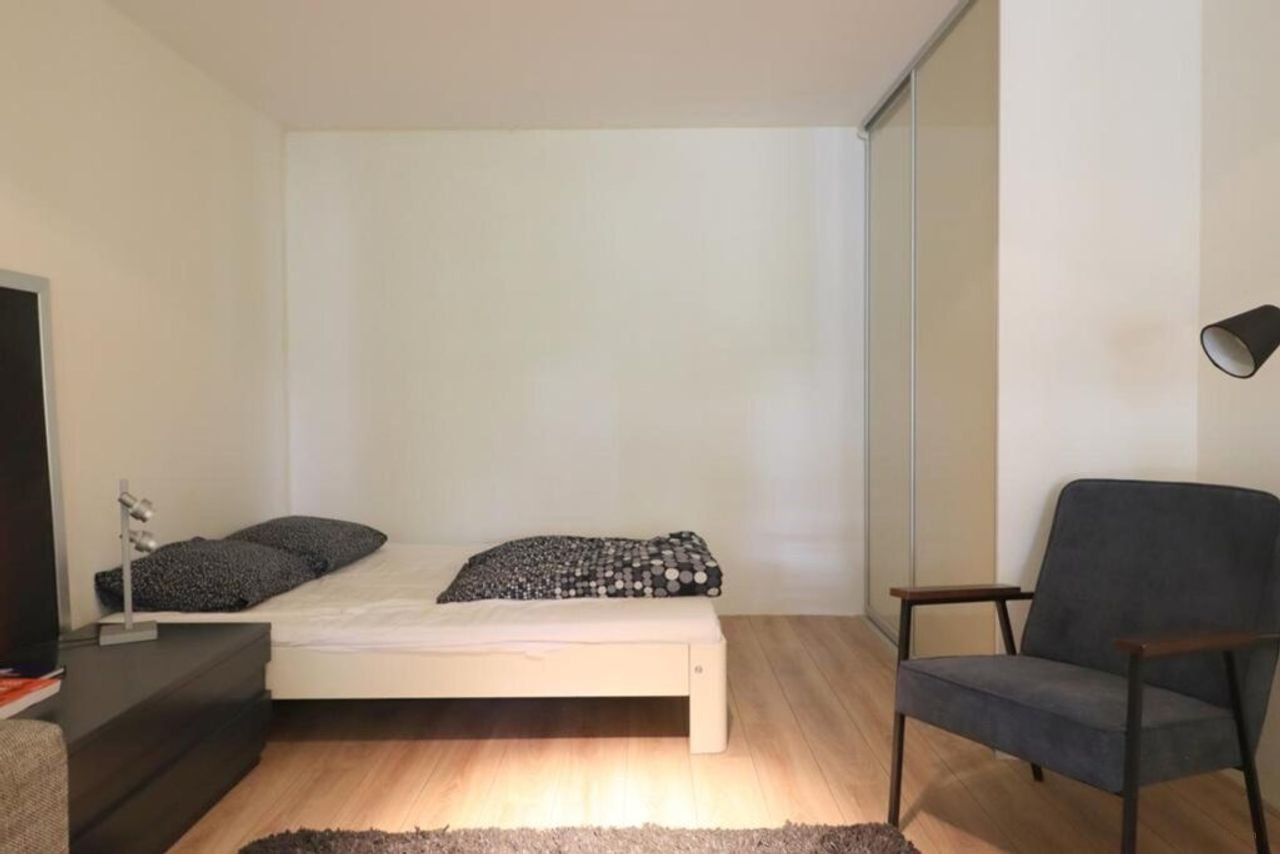 Furnished studio in Rivierenwijk - Image 3