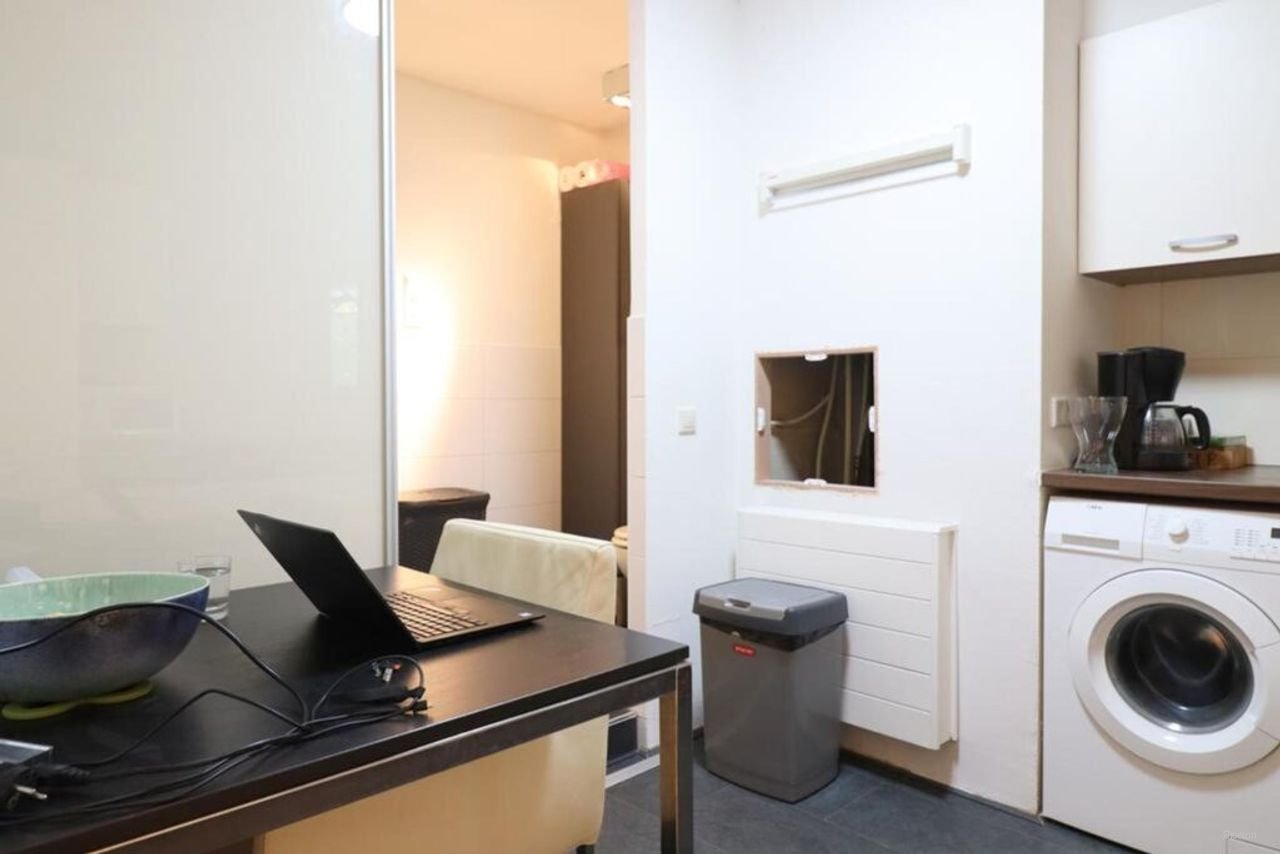 Furnished studio in Rivierenwijk - Image 7