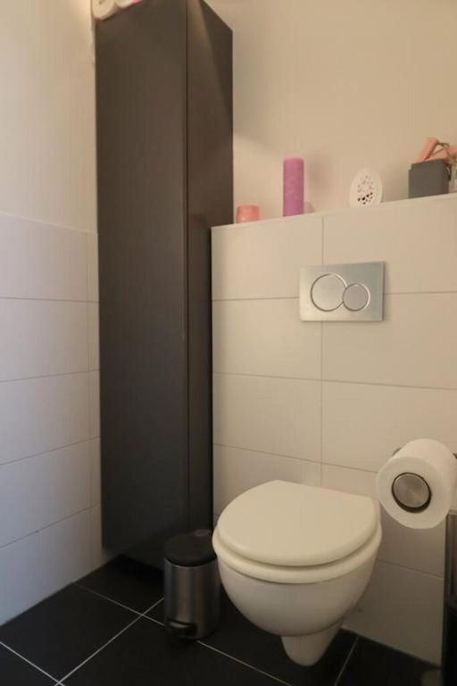 Furnished studio in Rivierenwijk - Image 10