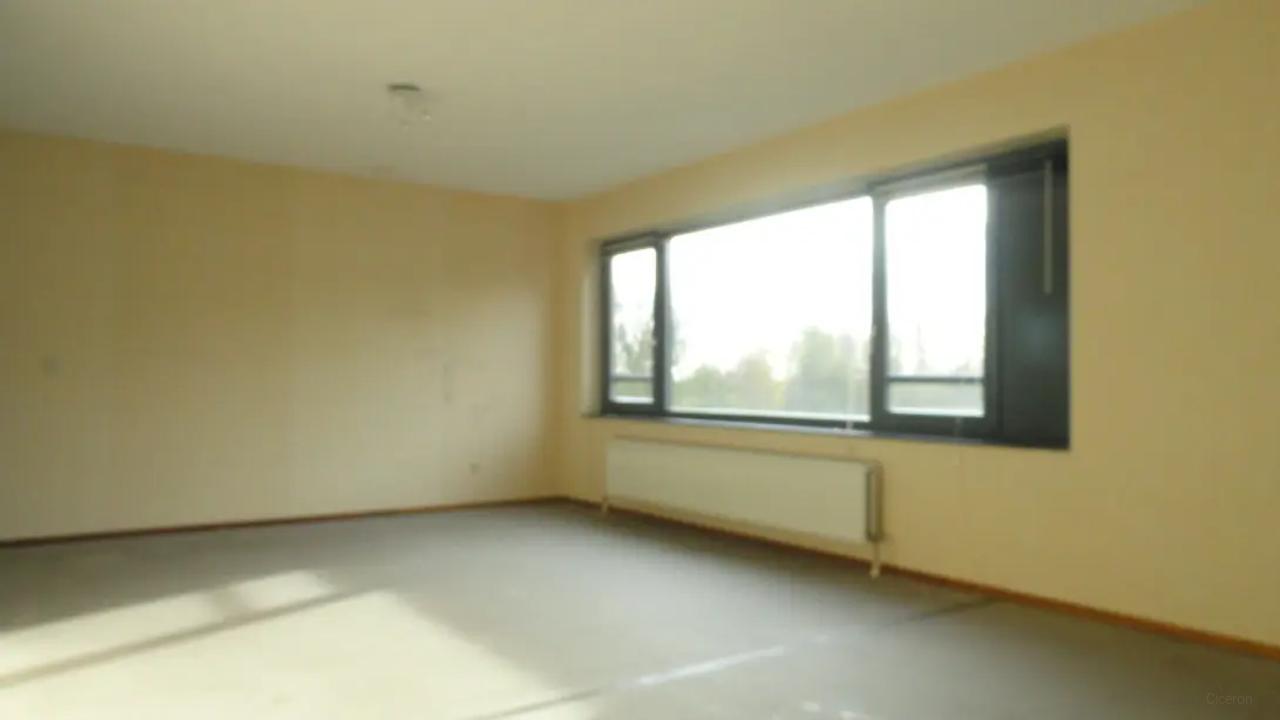 2-bedroom apartment with balcony on the 10th floor - Image 2