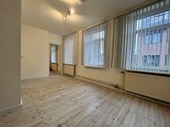1-bedroom apartment close to the city center - Image 3