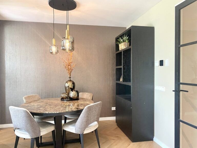 Gemeubileerd 2-kamerappartement met parking - Afbeelding 4
