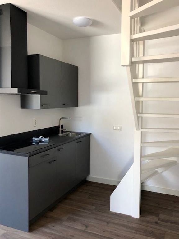 Apartment with balcony and parking space - Image 4