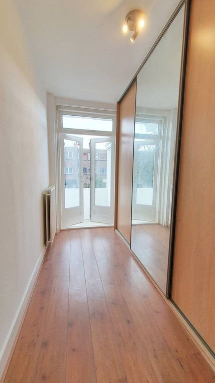 Furnished 4-room apartment with balcony - Image 15