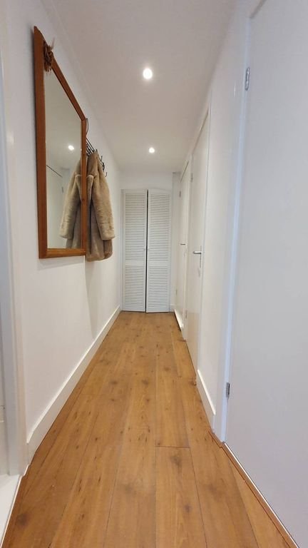 Furnished 4-room apartment with balcony - Image 24