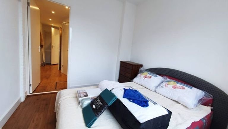 Furnished 4-room apartment with balcony - Image 23