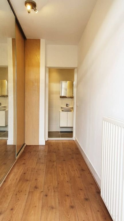 Furnished 4-room apartment with balcony - Image 17
