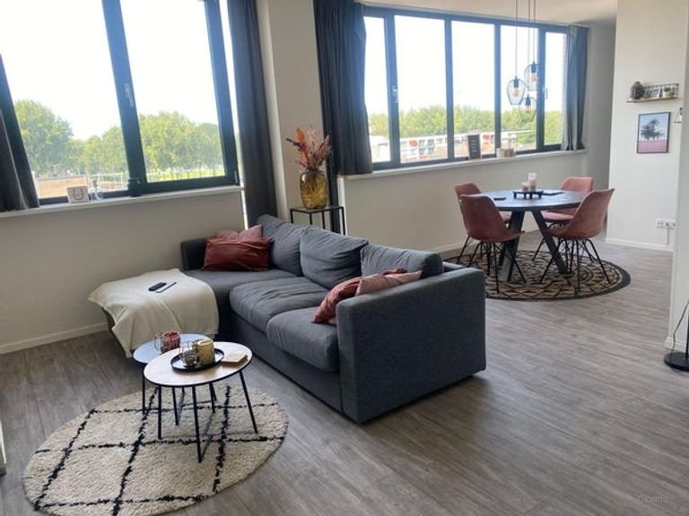 Licht appartement met dakterras - Afbeelding 2