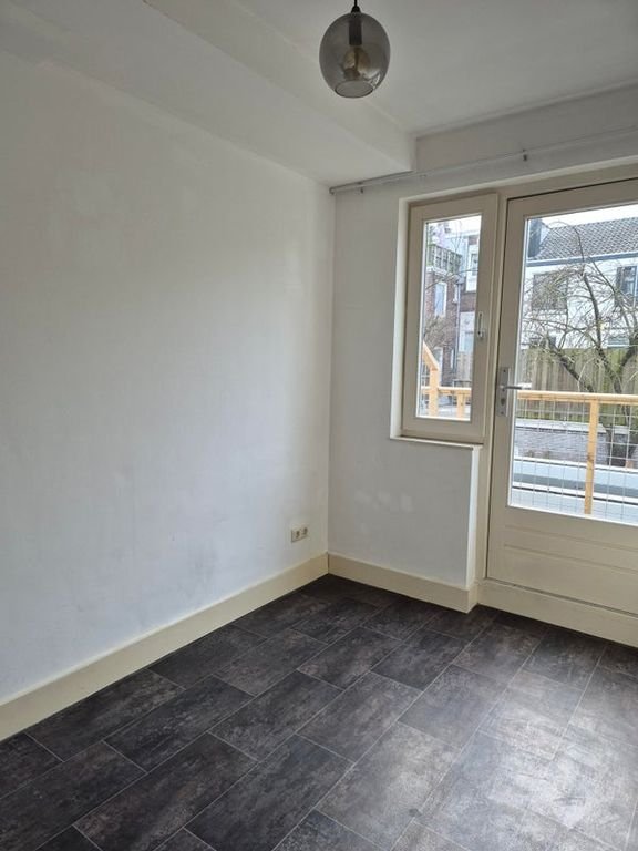 2-slaapkamerappartement met balkon - Afbeelding 4