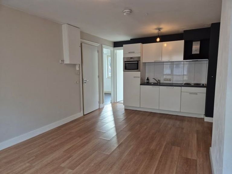 2-slaapkamerappartement met balkon - Afbeelding 2
