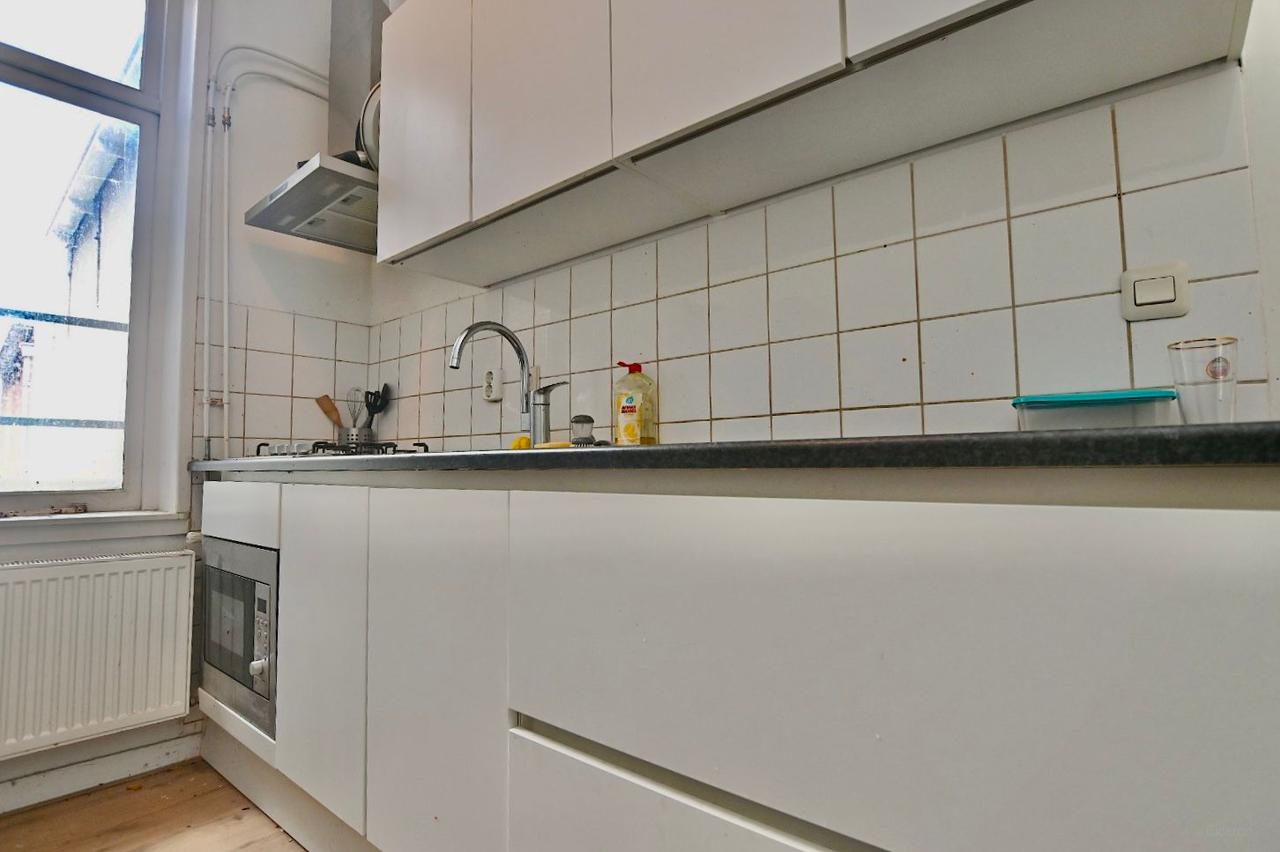 Lichte studentenkamer aan de Vismarkt - Afbeelding 6