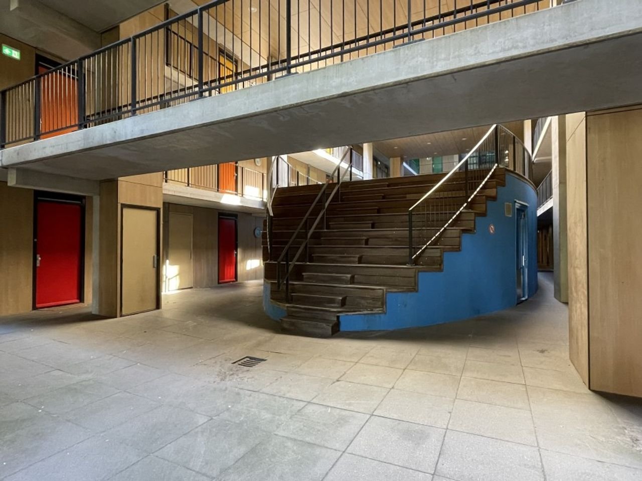 Studio with terrace in Utrecht-East - Image 2