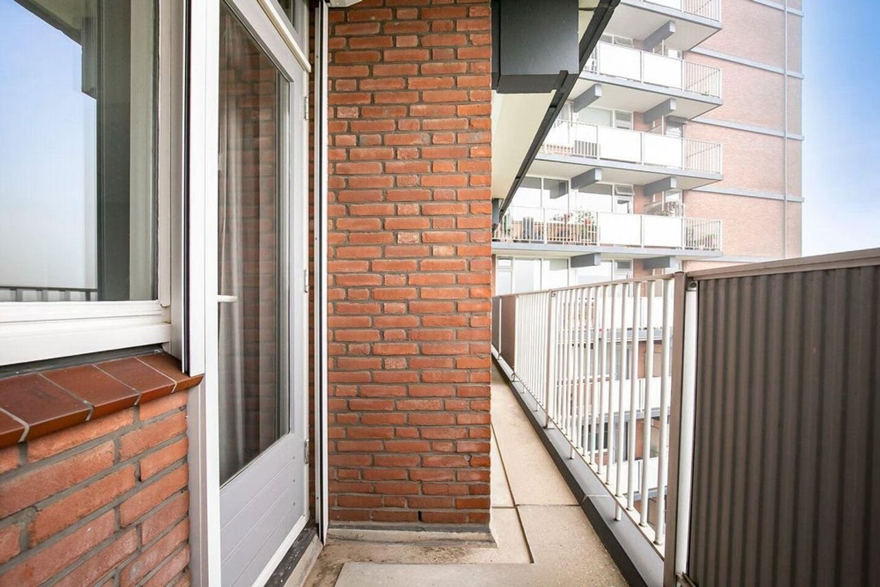 Apartment with balcony in Douve Weien - Image 12