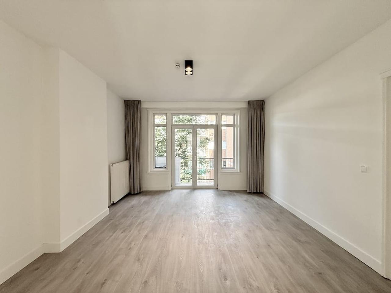 72 m² appartement met balkon in West - Afbeelding 1
