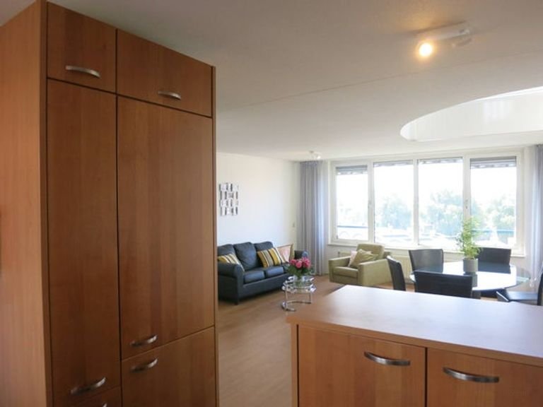 Penthouse met uitzicht en parkeerplek - Afbeelding 7