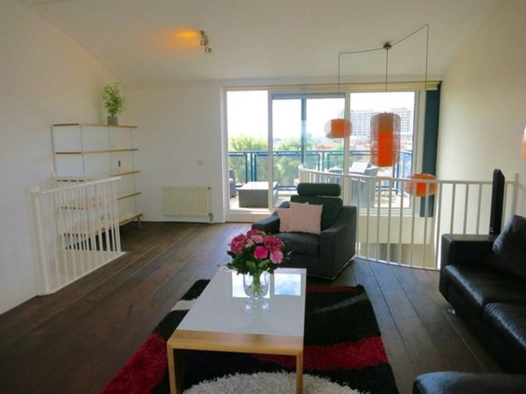 Penthouse met uitzicht en parkeerplek - Afbeelding 11