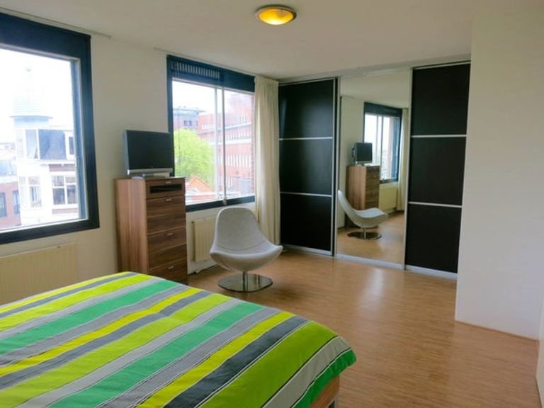 Penthouse met uitzicht en parkeerplek - Afbeelding 16