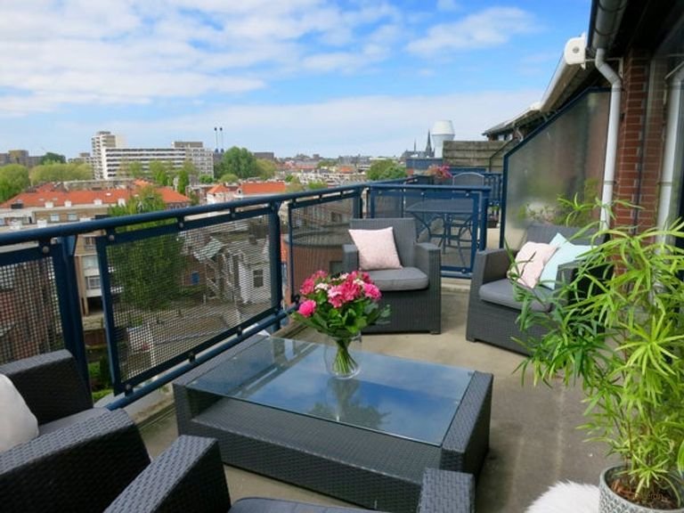 Penthouse met uitzicht en parkeerplek - Afbeelding 1