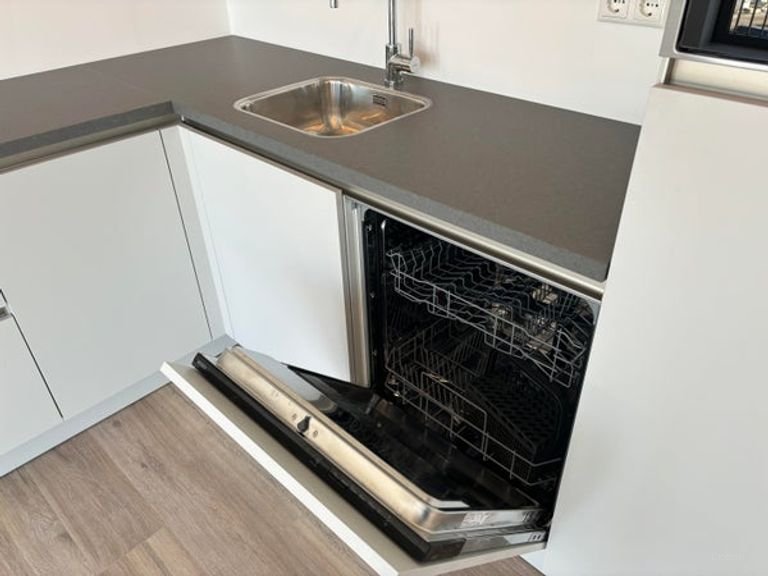 New 2-bedroom apartment on the Groene Loper - Image 12