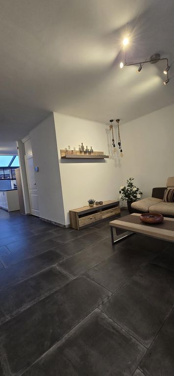 Gezinswoning met 4 slaapkamers en tuin - Afbeelding 6
