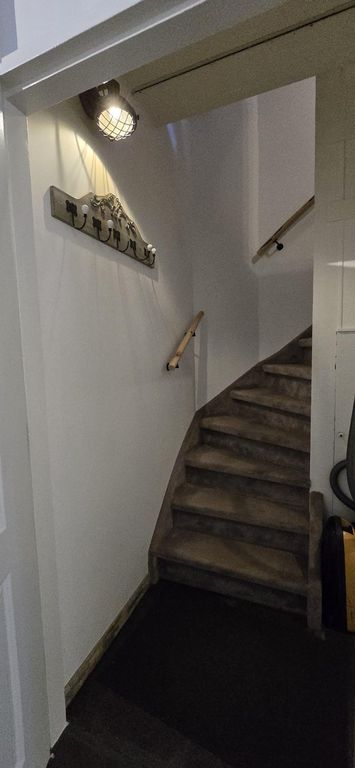 Gezinswoning met 4 slaapkamers en tuin - Afbeelding 15