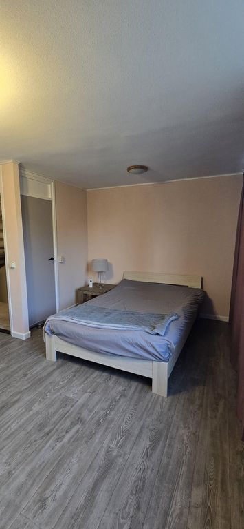 Gezinswoning met 4 slaapkamers en tuin - Afbeelding 21