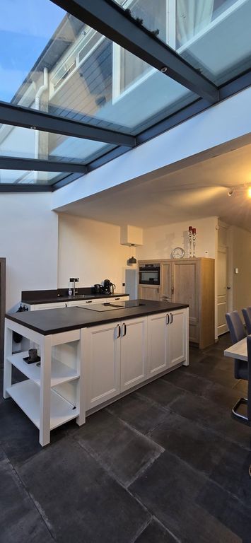 Gezinswoning met 4 slaapkamers en tuin - Afbeelding 12
