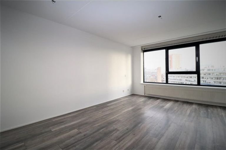86 m2 met 3 slaapkamers aan Zuidplein - Afbeelding 8