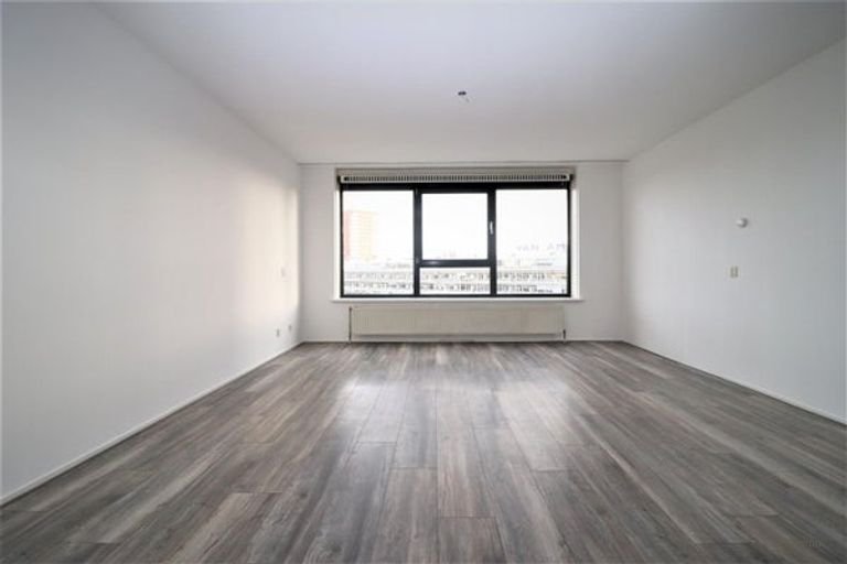 86 m2 met 3 slaapkamers aan Zuidplein - Afbeelding 9