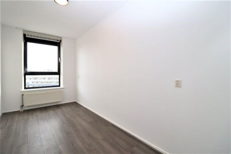 86 m2 met 3 slaapkamers aan Zuidplein - Afbeelding 7