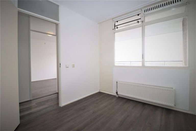 86 m2 met 3 slaapkamers aan Zuidplein - Afbeelding 6