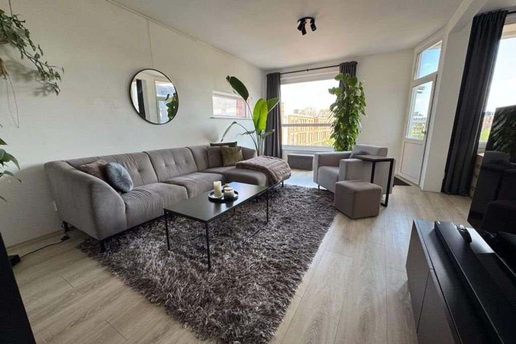 3-kamerappartement met balkon in hartje Arnhem - Afbeelding 2