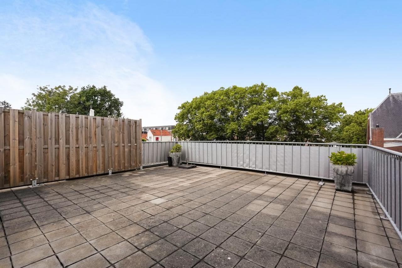 116 m² hoekappartement met groot terras - Afbeelding 3