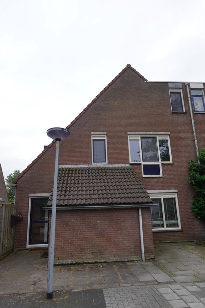 Hoekwoning met tuin in Haven Oost - Afbeelding 1