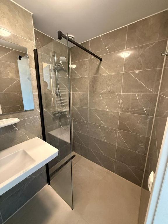 Tweekamerappartement op de 7e in Amsterdam Zuidoost - Afbeelding 11