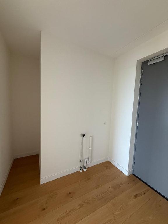 Energy-efficient 61 m² apartment in Bijlmer Centrum - Image 14
