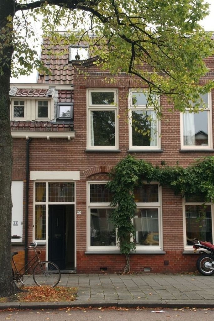 Gemeubileerd huis met 4 slaapkamers in Utrecht-Oost - Afbeelding 2