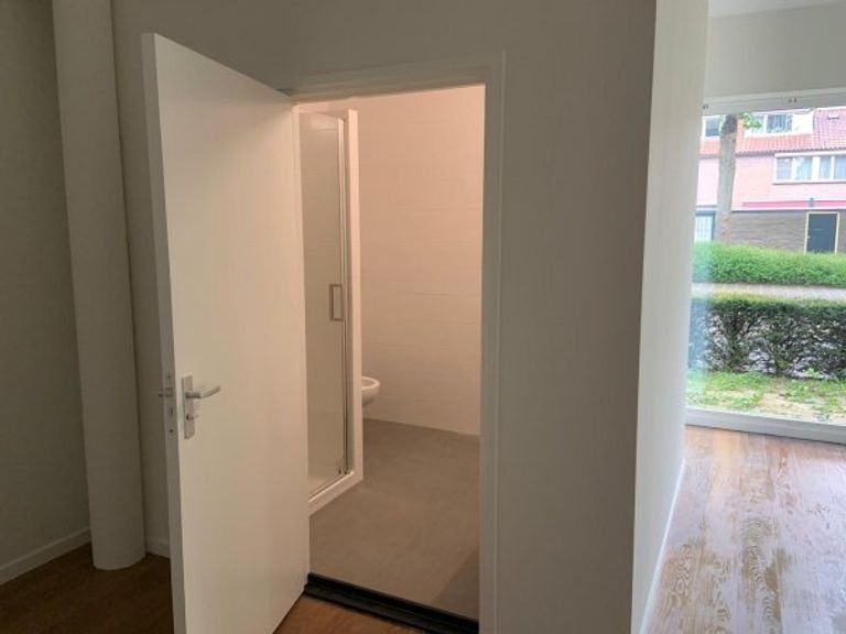Lichte studio van 43 m2 in Prinsejagt - Afbeelding 4