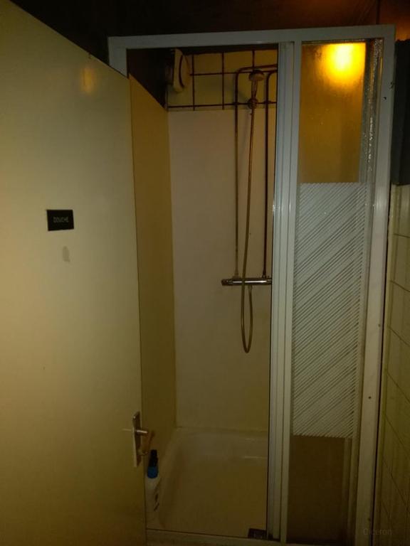 Kamer van 27 m2 met dakterras - Afbeelding 5