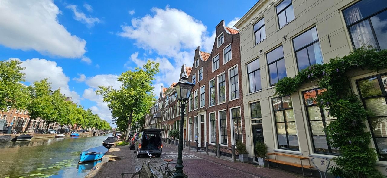 Licht 2-kamerappartement aan gracht - Afbeelding 20