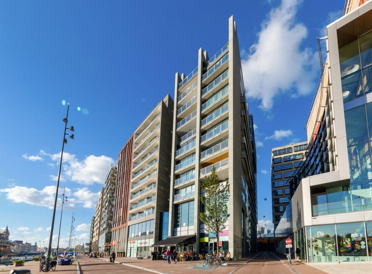 Appartement met uitzicht op het IJ - Afbeelding 1