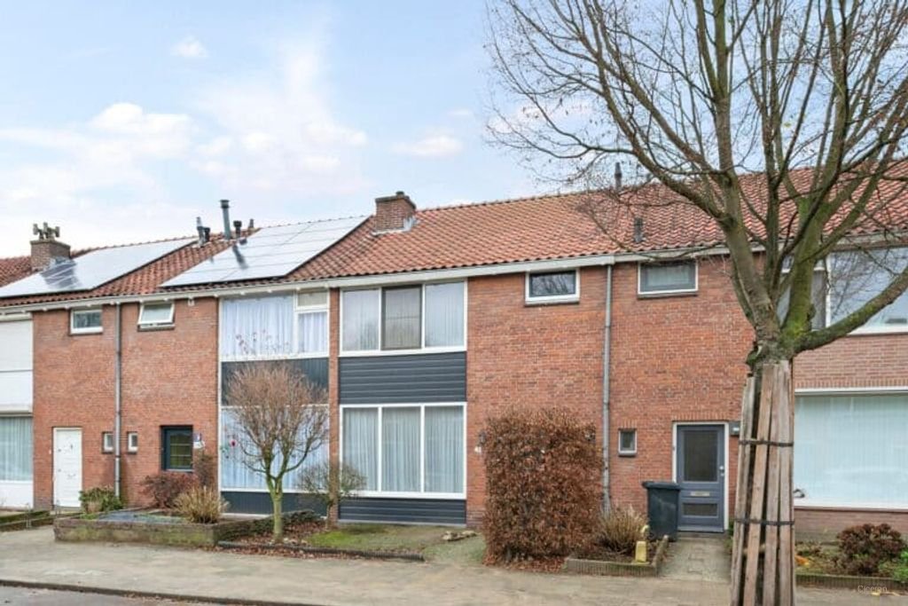 80 m² Home with Garden in the Generalenbuurt - Image 3