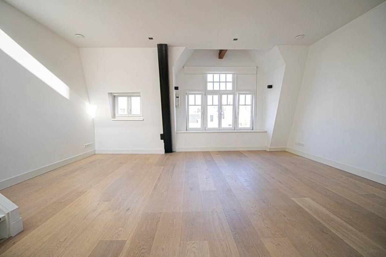 76 m² appartement met dakterras in De Pijp - Afbeelding 2