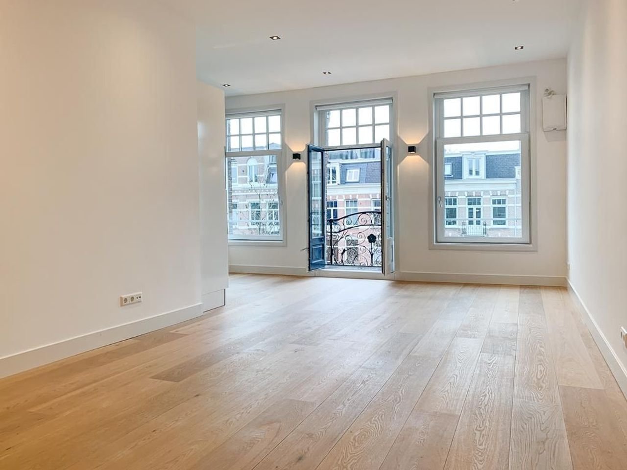 2-slaapkamer appartement in De Pijp - Afbeelding 2