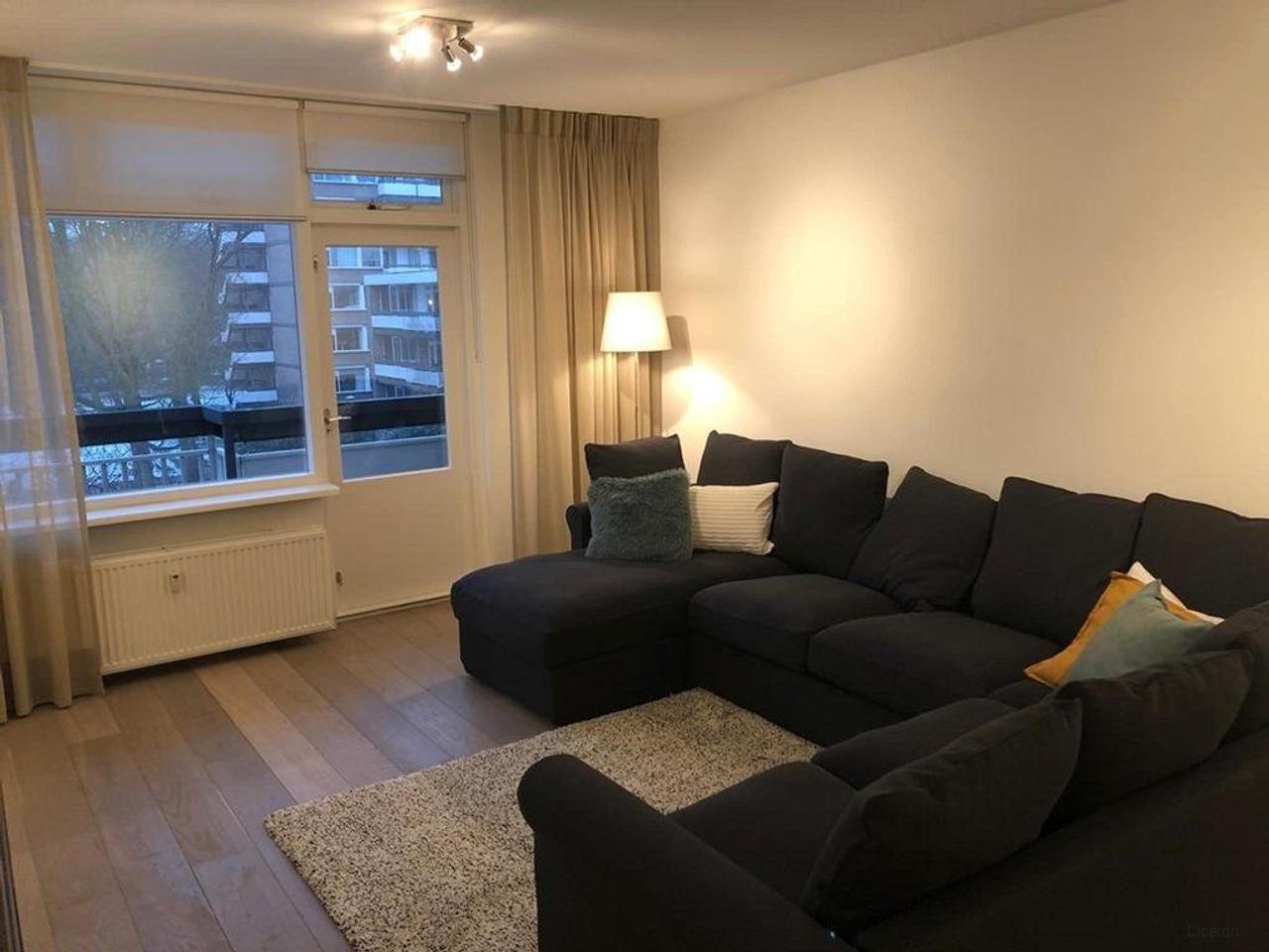 Licht 3-kamerappartement met balkon - Afbeelding 3