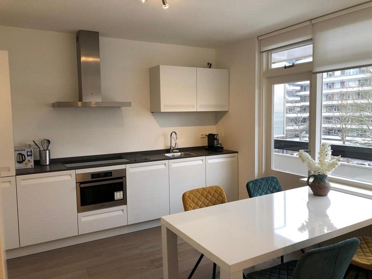 Licht 3-kamerappartement met balkon - Afbeelding 6