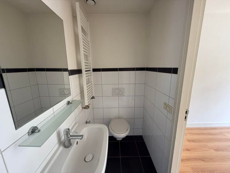 64 m2 met 2 slaapkamers in De Pijp - Afbeelding 13
