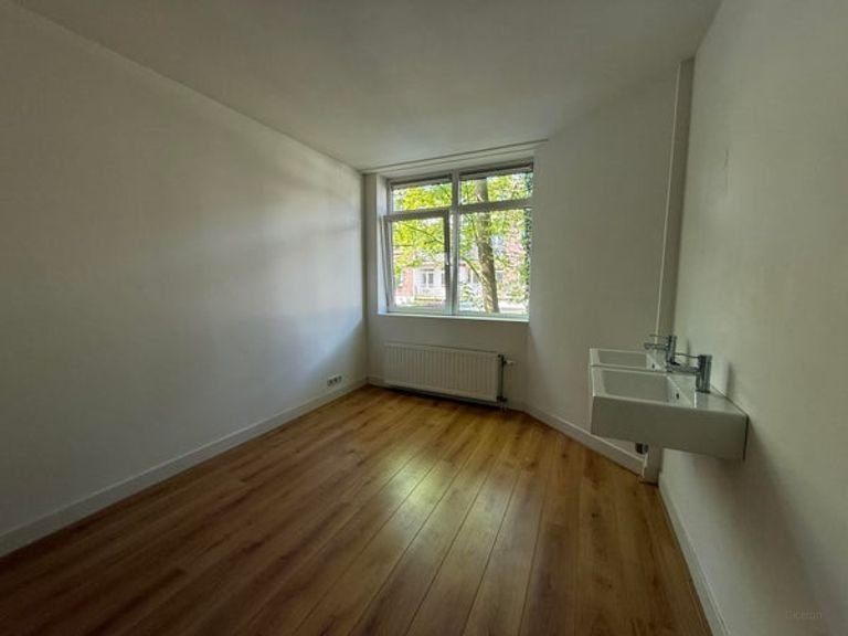 64 m2 met 2 slaapkamers in De Pijp - Afbeelding 10