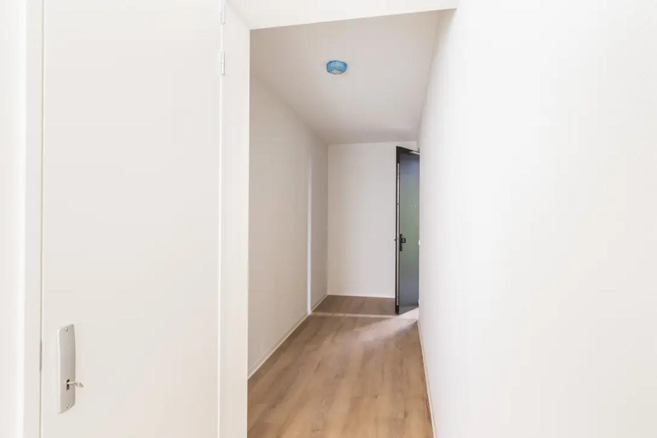 New 2-room apartment by the sea - Image 4