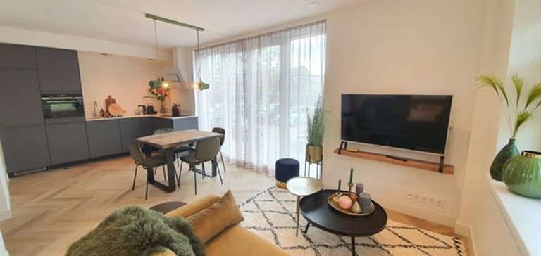 Gemeubileerd 3-kamerappartement Oude Dorp - Afbeelding 3